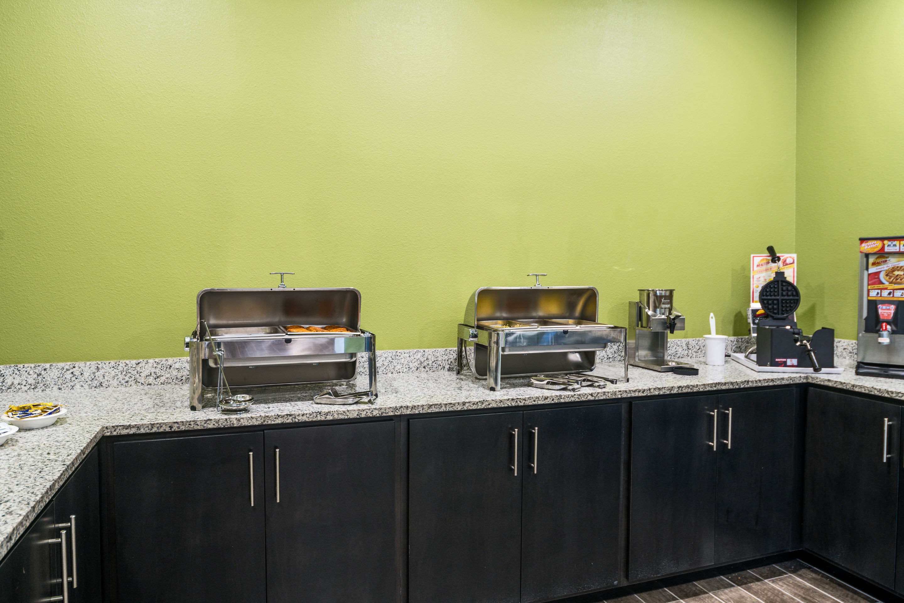 Breakfast counter