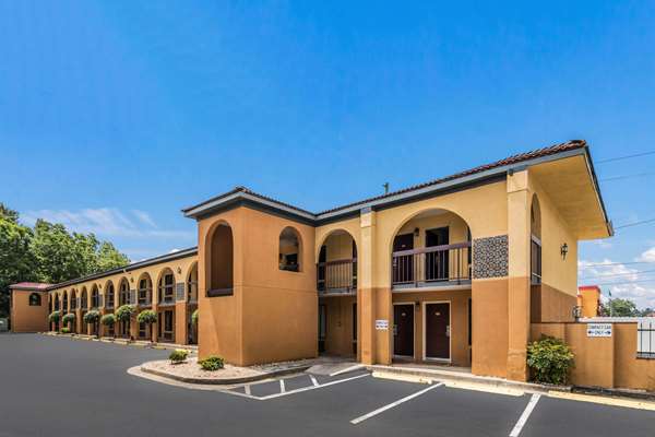 Exterior view - Econo Lodge Gainesville