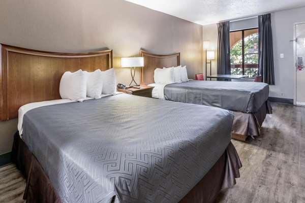  - Econo Lodge Gainesville