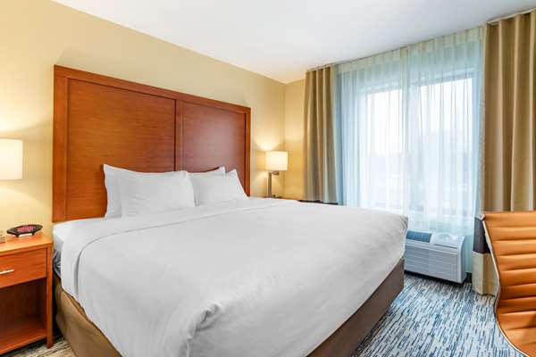 Suite - Comfort Inn & Suites West Des Moines - I-80, Exit 121