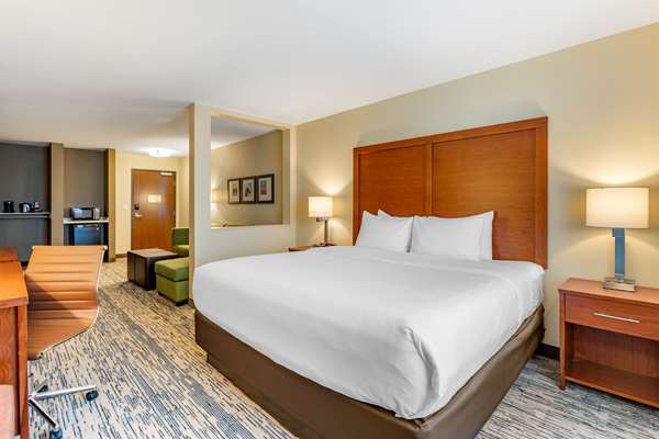 Suite - Comfort Inn & Suites West Des Moines - I-80, Exit 121