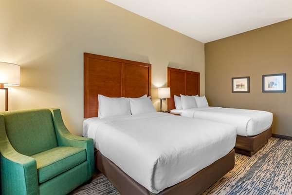  - Comfort Inn & Suites West Des Moines - I-80, Exit 121
