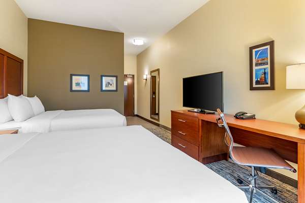  - Comfort Inn & Suites West Des Moines - I-80, Exit 121