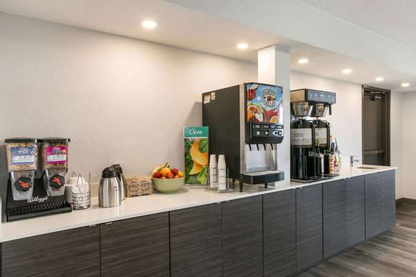 Amenities - Quality Inn Marquette