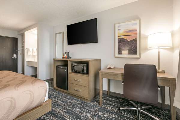  - Quality Inn Marquette