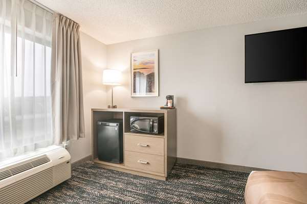  - Quality Inn Marquette