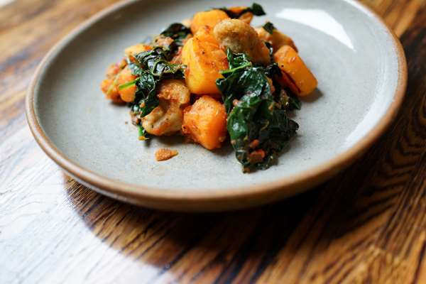 Restaurant - Esquire Hotel Gastonia