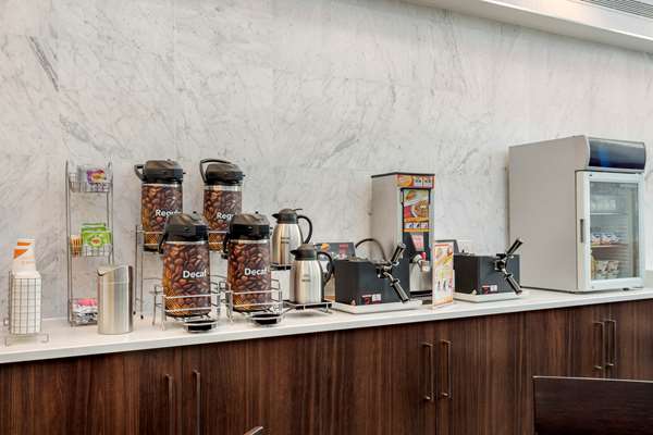 Amenities - Comfort Inn Prospect Park Brooklyn