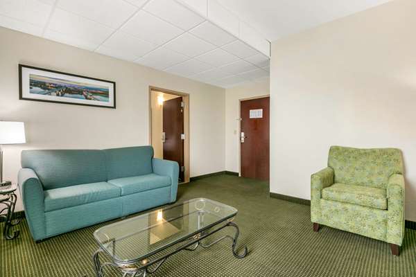 Suite - Quality Inn Monteagle