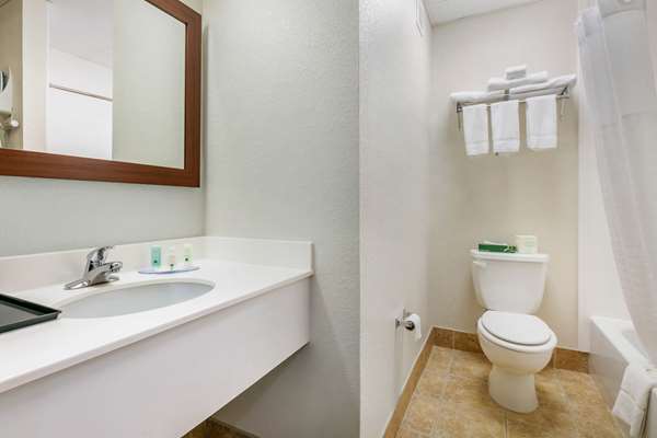  - Quality Inn Monteagle