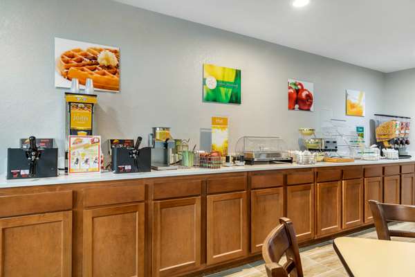 Amenities - Quality Inn Downtown San Antonio - I-10 & I-35, Exit 155B
