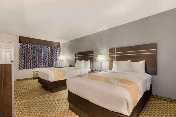  - Quality Inn Madisonville - I-45, Exit 142