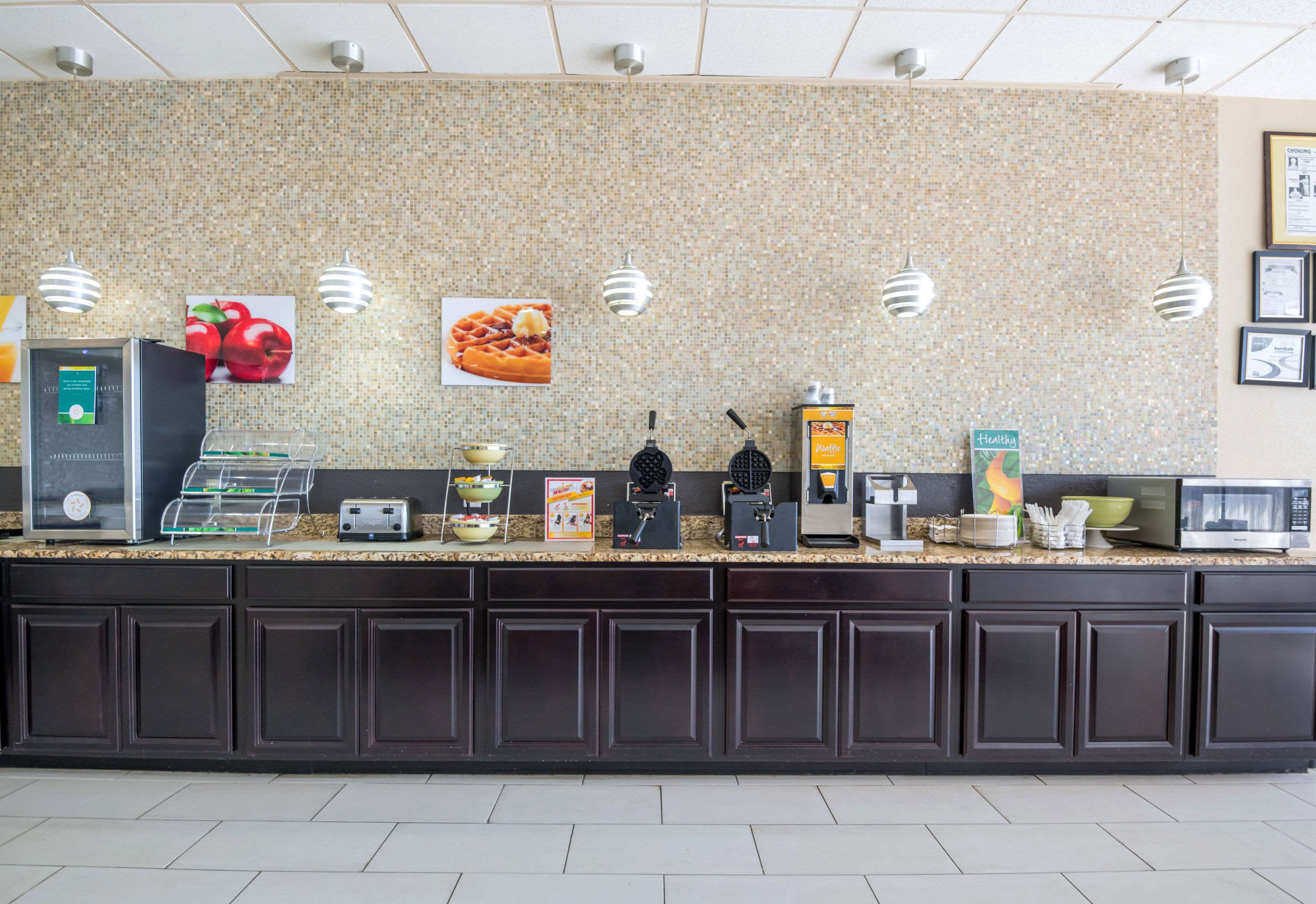 Breakfast counter