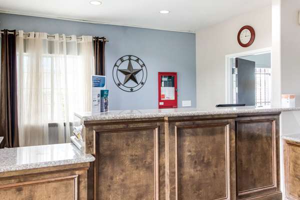  - Rodeway Inn & Suites Port Arthur