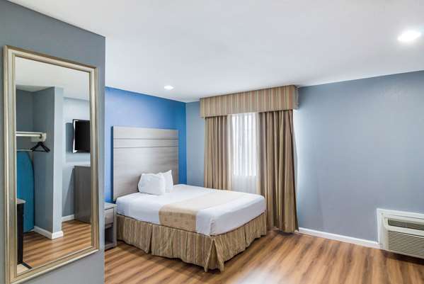 Suite - Rodeway Inn & Suites Port Arthur
