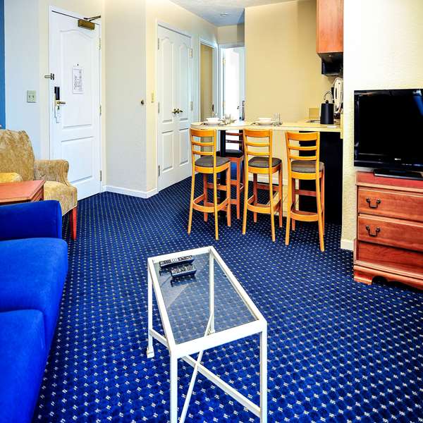  - Varsity Clubs of America Hotel Mishawaka