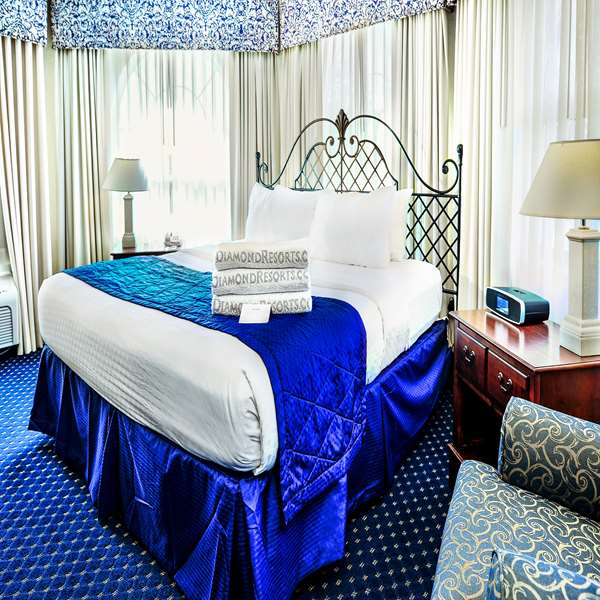  - Varsity Clubs of America Hotel Mishawaka