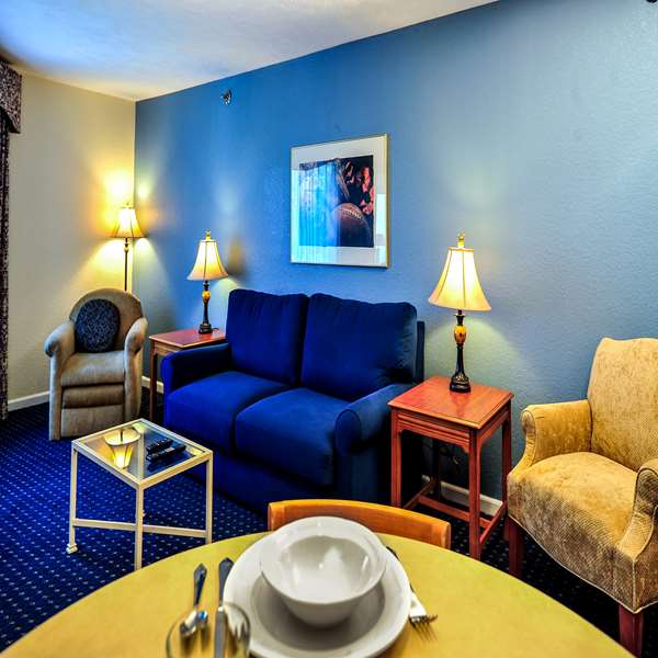  - Varsity Clubs of America Hotel Mishawaka