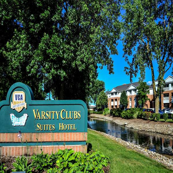Exterior view - Varsity Clubs of America Hotel Mishawaka