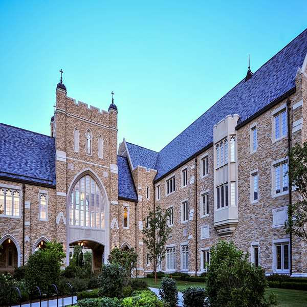 Exterior view - Varsity Clubs of America Hotel Mishawaka