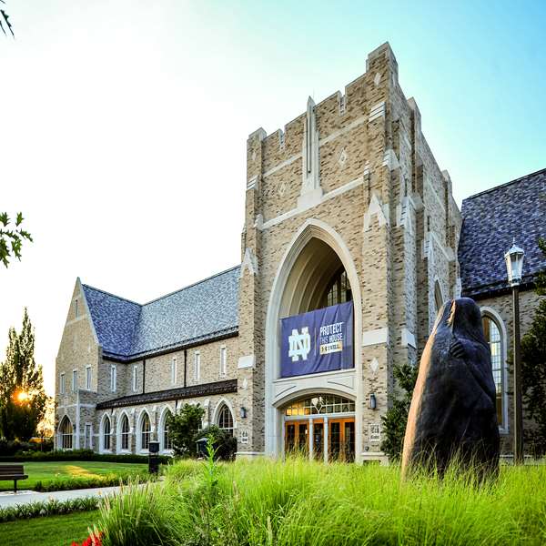 Exterior view - Varsity Clubs of America Hotel Mishawaka