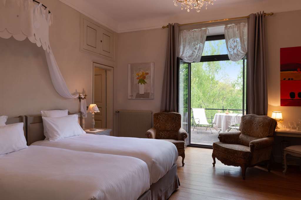 OG RELAIS DOMAINE DE BEAUPRE-guestroom-Guest Room,On-Site.jpg