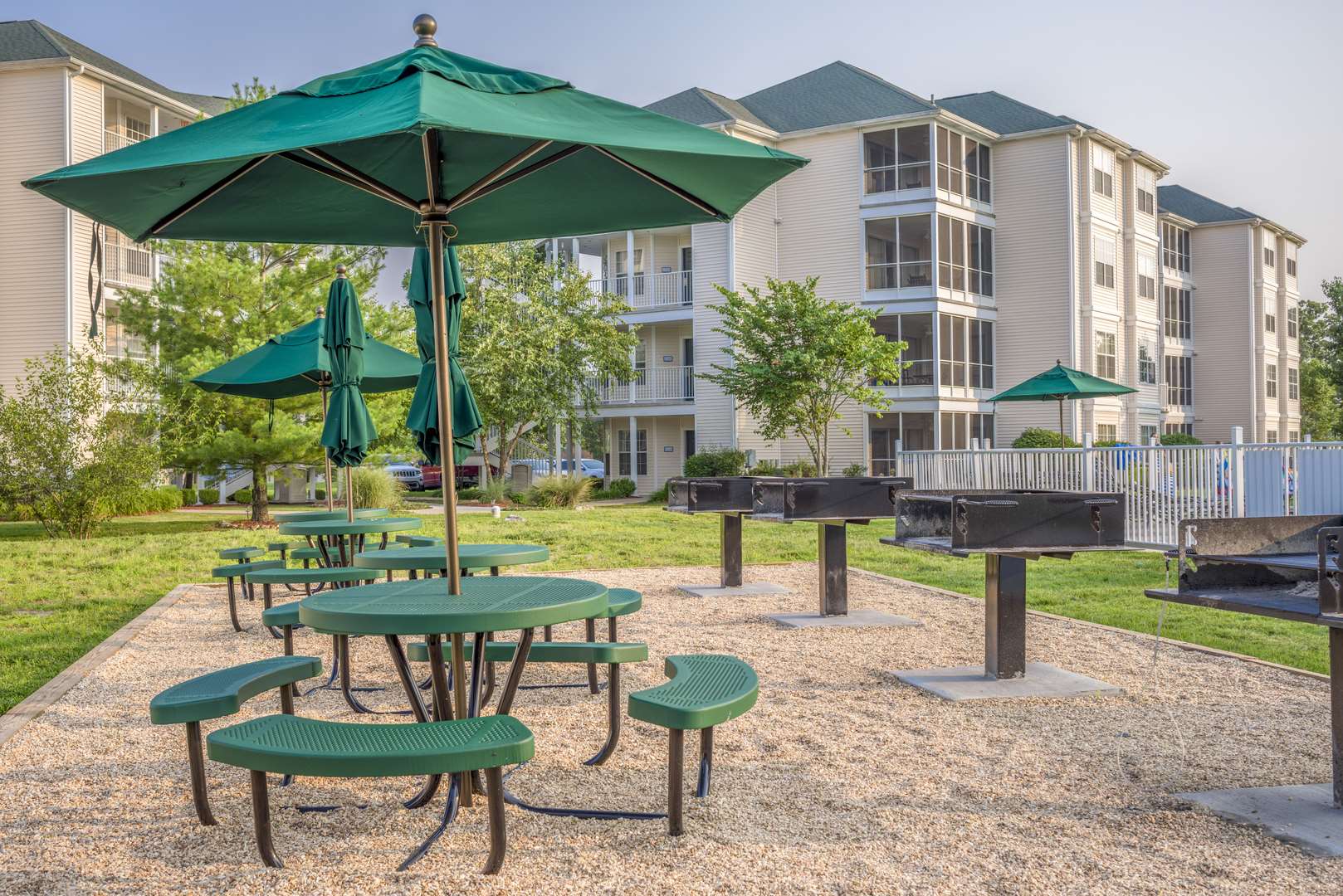 Picnic Area | The Suites at Fall Creek