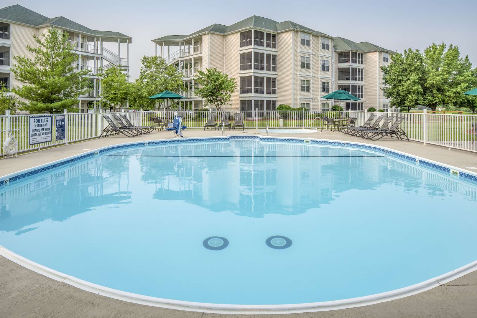 Outdoor Pool | The Suites at Fall Creek