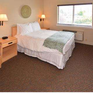 Suite - Garibaldi House Inn & Suites