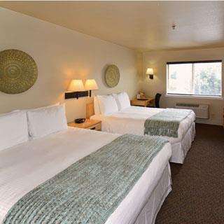  - Garibaldi House Inn & Suites