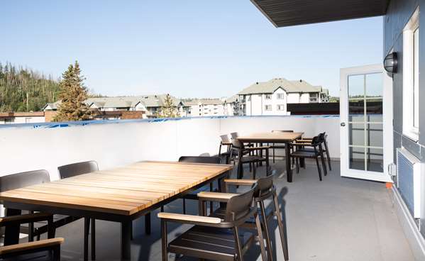 Exterior view - Pomeroy Hotel Fort McMurray