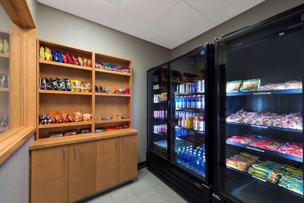  - Wingate by Wyndham Angola - I-69, Exit 348