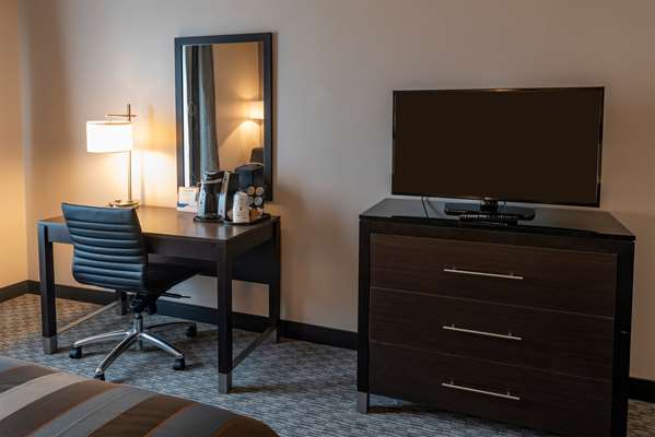  - Wingate by Wyndham Angola - I-69, Exit 348