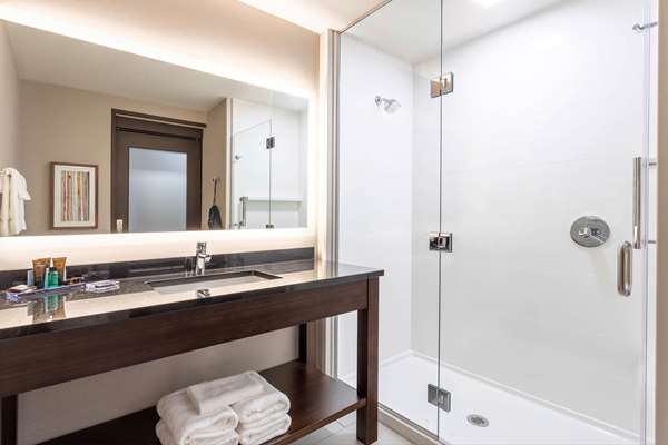  - Wingate by Wyndham Angola - I-69, Exit 348