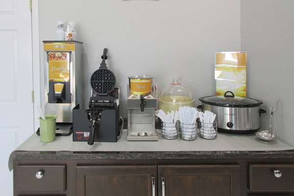 Amenities - Quality Inn & Suites Cincinnati - I-71, Exit 8 & 8A