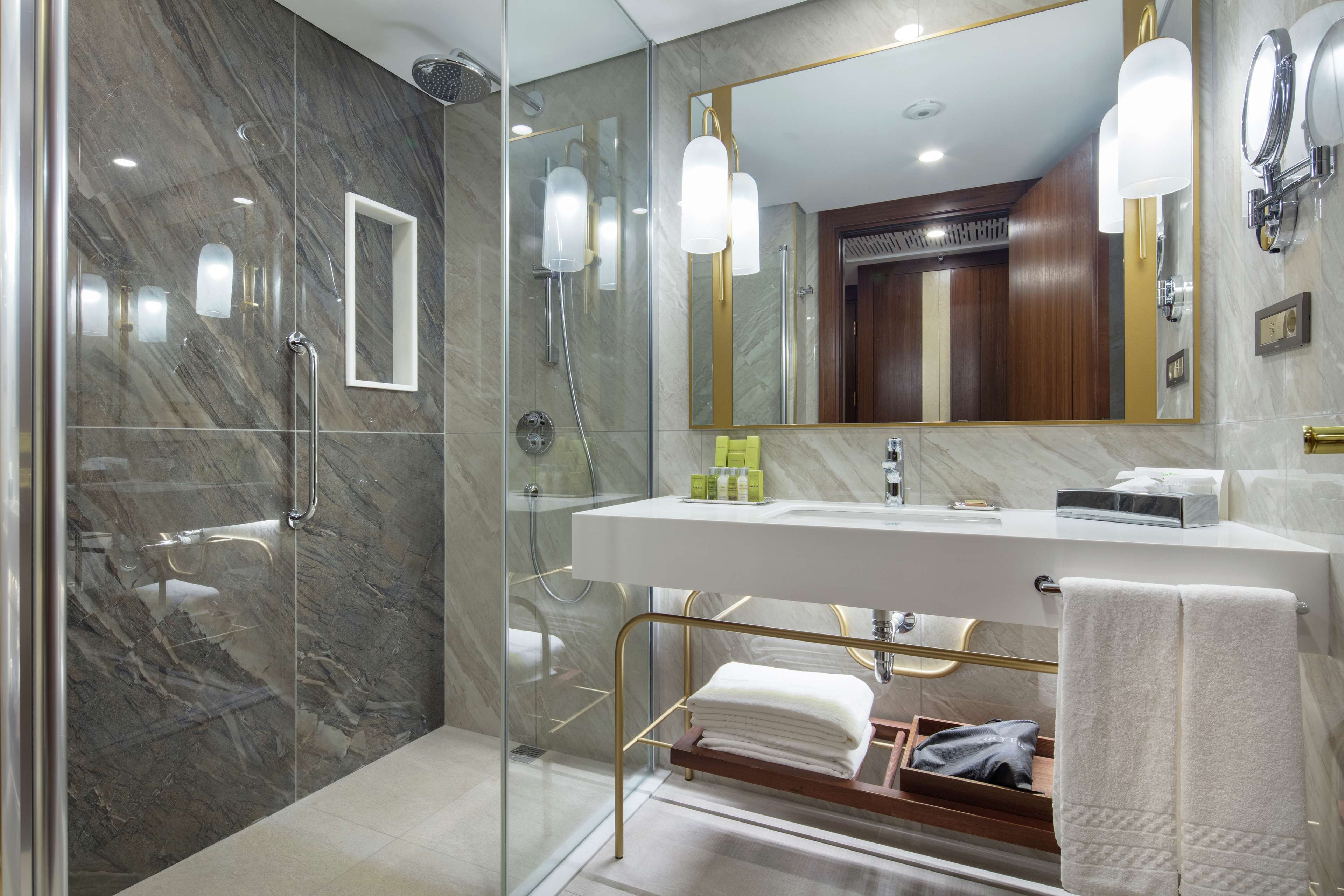 DoubleTree By Hilton Antalya City Centre Room Type - TWIN GUEST ROOM WITH VIEW