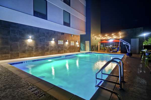 Pool - Home2 Suites by Hilton Fultondale - I-65, Exit 267