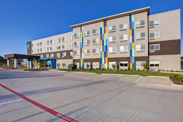Exterior view - Tru by Hilton Hotel Grand Prairie