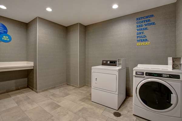  - Tru by Hilton Hotel Grand Prairie