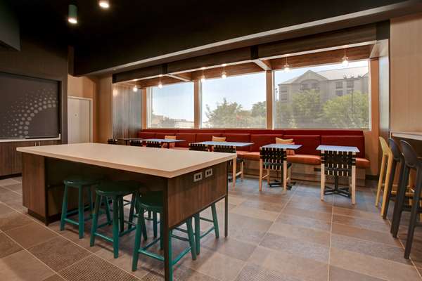  - Tru by Hilton Hotel Grand Prairie