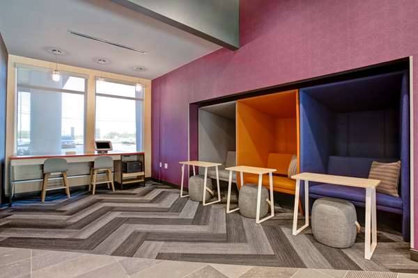  - Tru by Hilton Hotel Grand Prairie