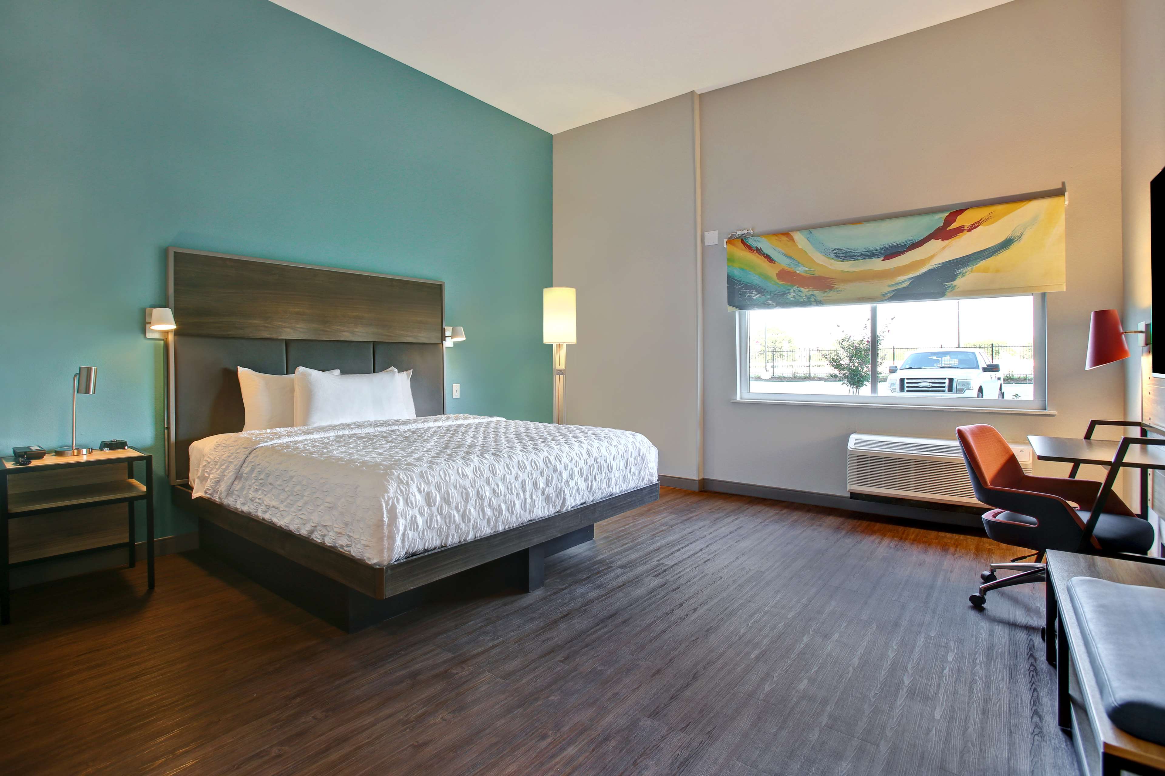 Tru by Hilton Grand Prairie Room Type - 1KNG MOB HEAR ACC W TUB