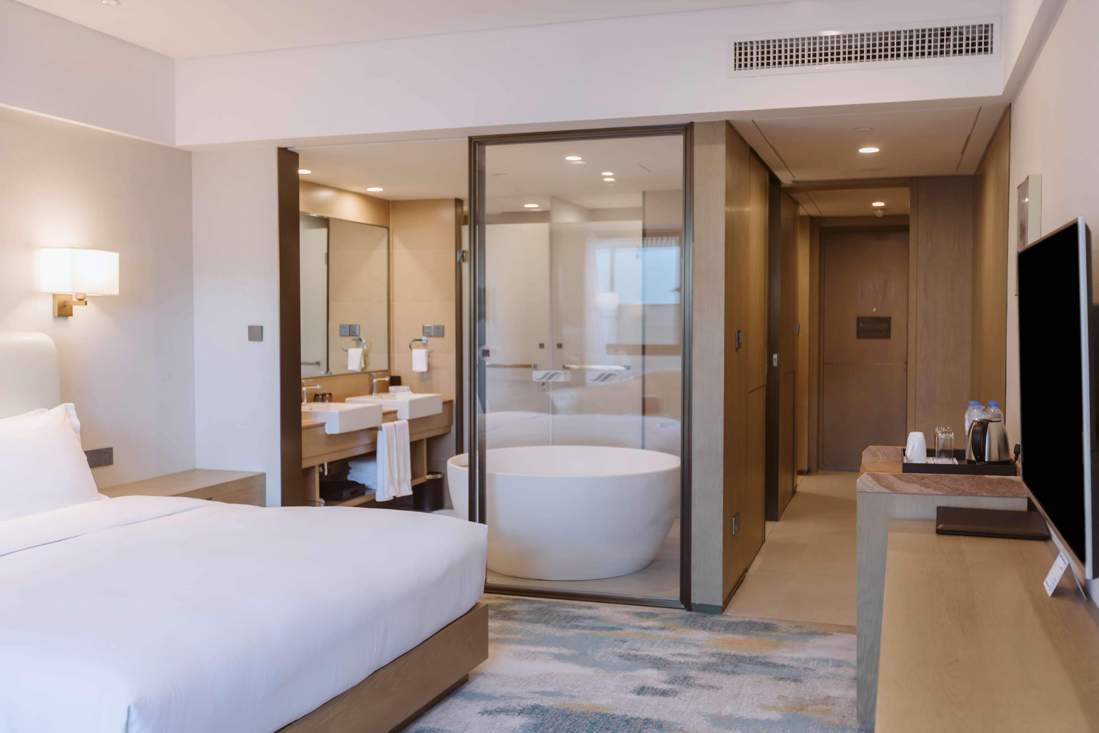 Hilton Lijiang Room Type - KING EXECUTIVE ROOM