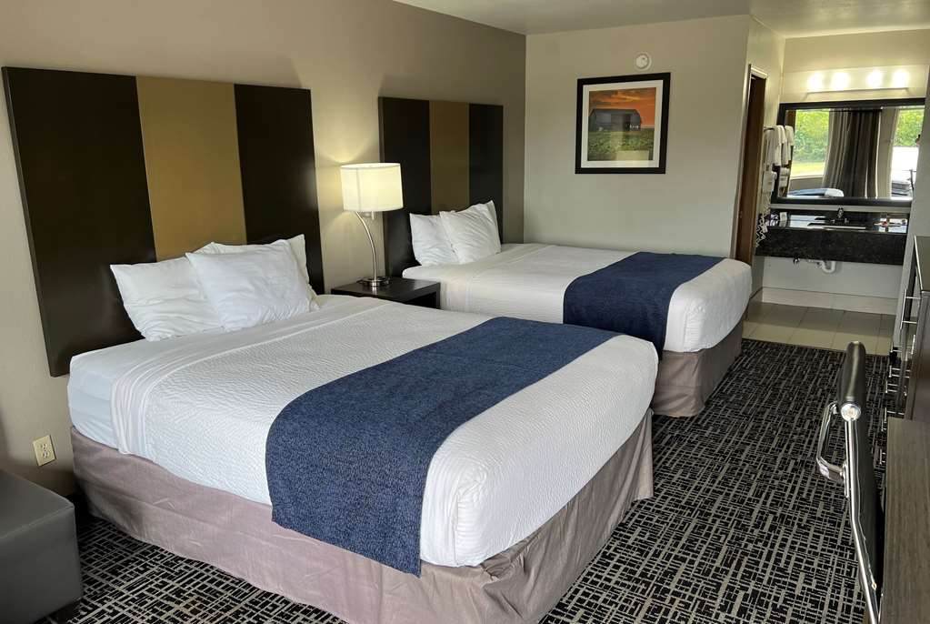 DAYS INN BY WYNDHAM GROVE-guestroom-Guest Room,On-Site.jpg