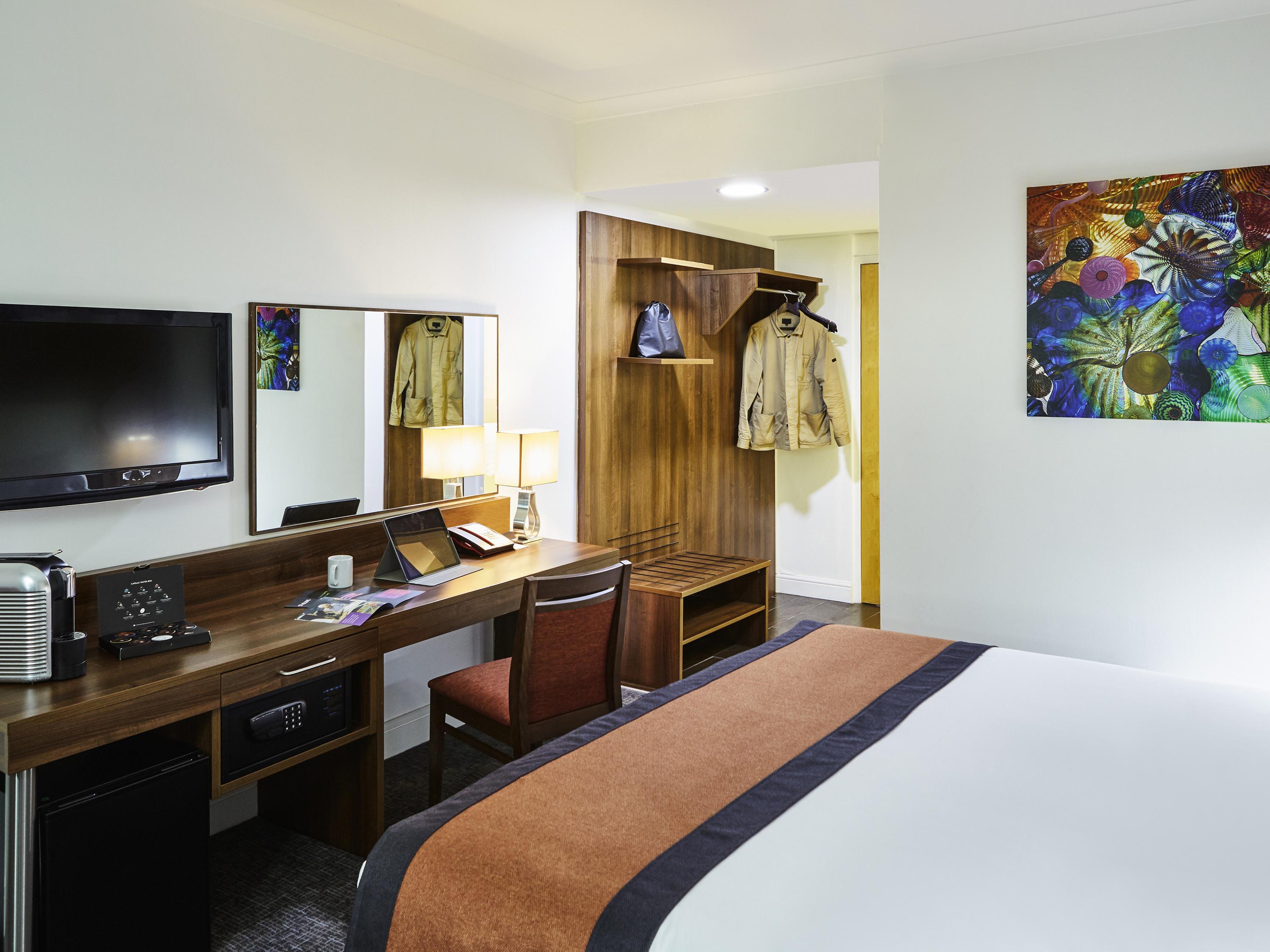 Mercure St Helens Room Type - Classic Room with two Single beds