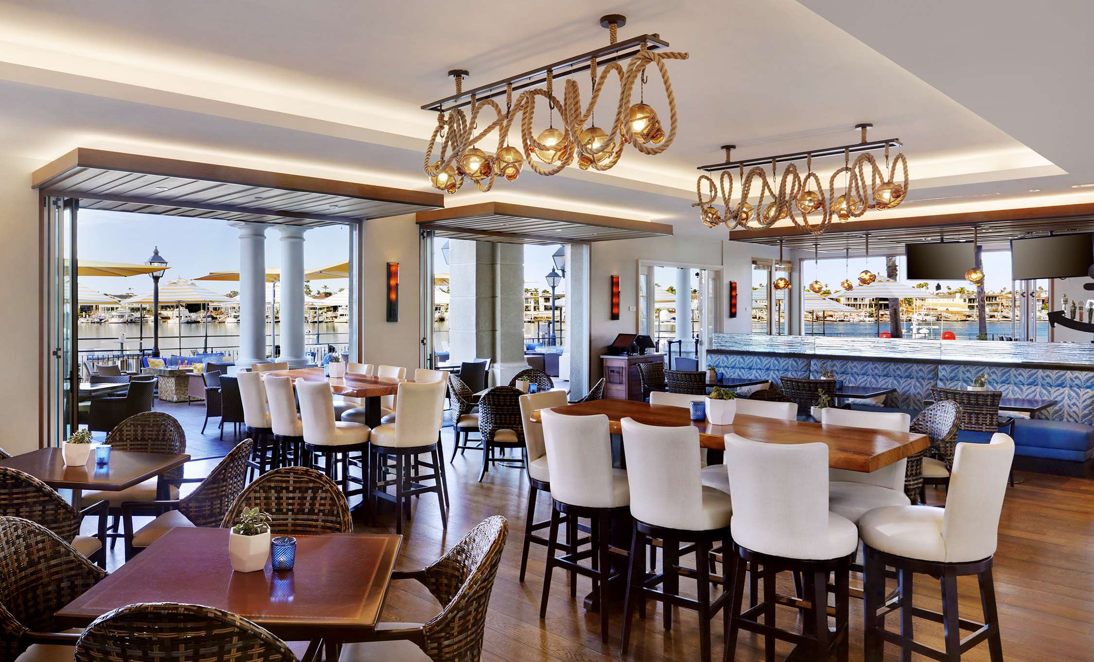A+O Restaurant | Bar | Balboa Bay Resort