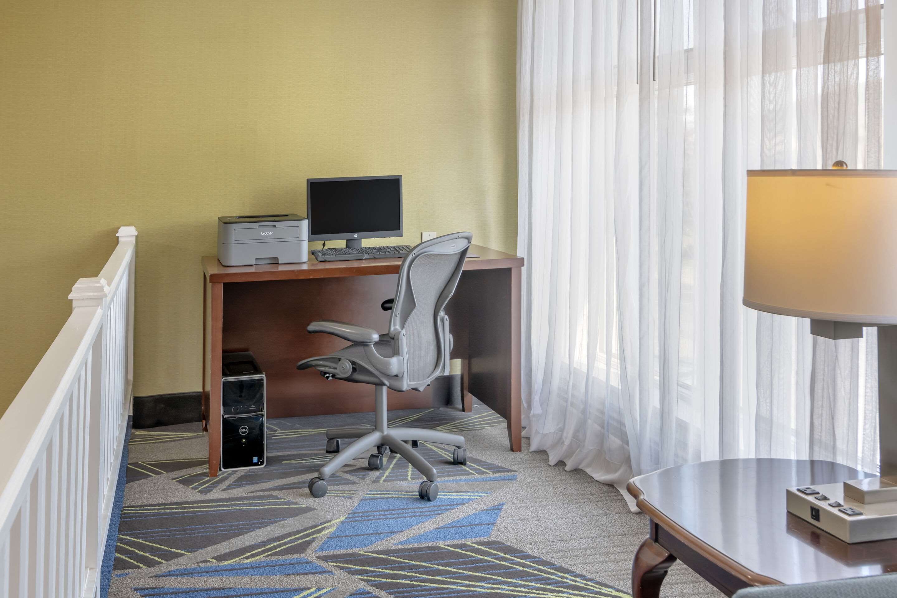 Computer in the lobby | Quality Inn