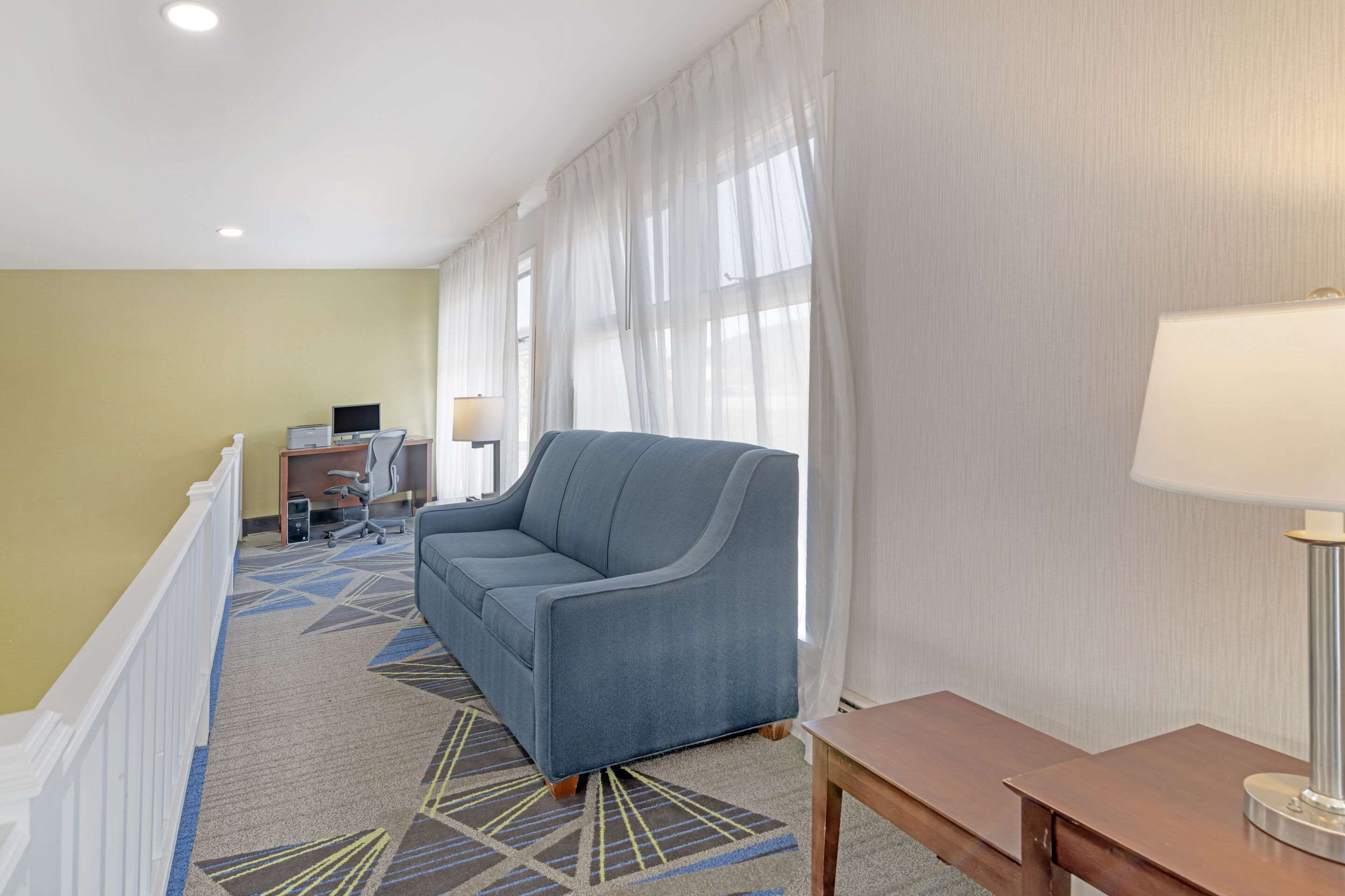 Business center | Quality Inn