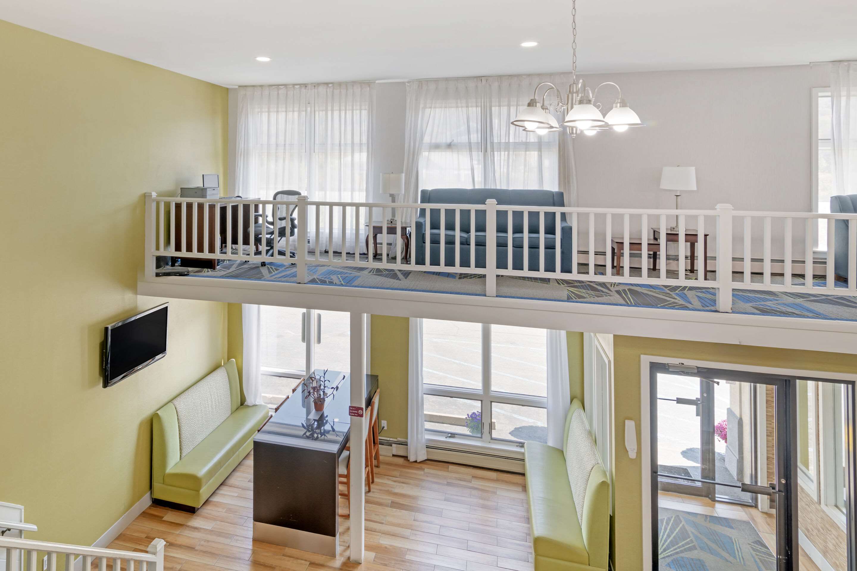 Business center | Quality Inn
