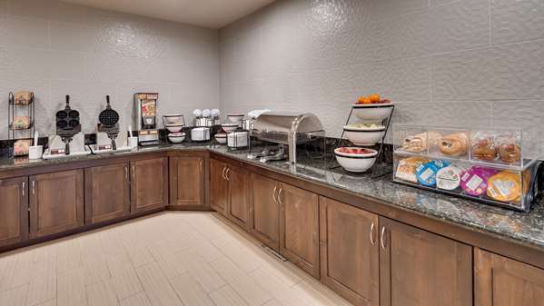 Amenities - Best Western Plus Surprise Hotel